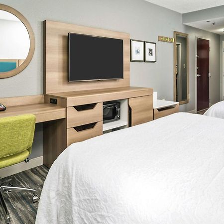 Hampton Inn Wilson Downtown Bagian luar foto