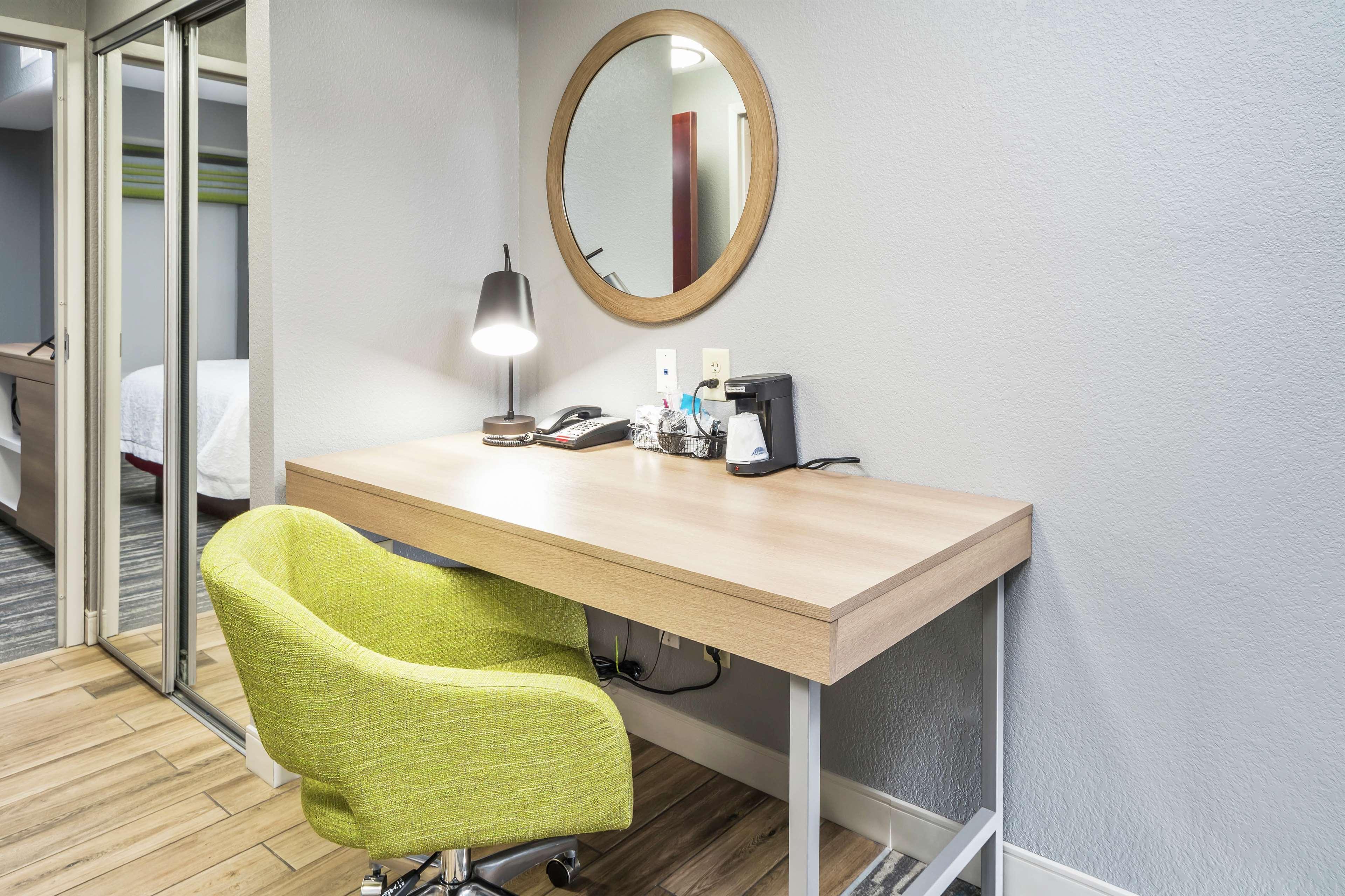 Hampton Inn Wilson Downtown Bagian luar foto