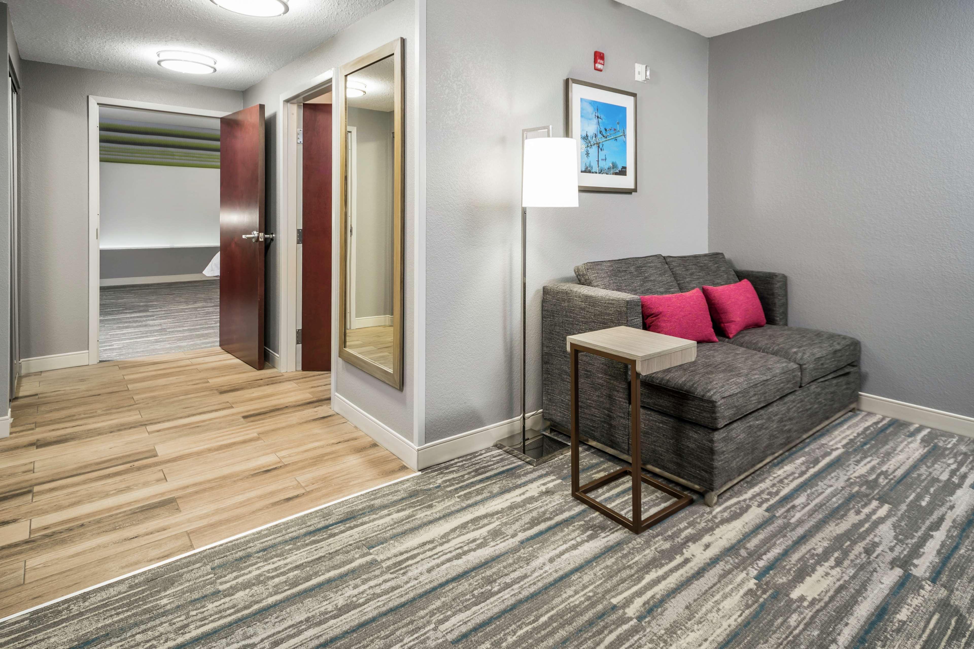 Hampton Inn Wilson Downtown Bagian luar foto