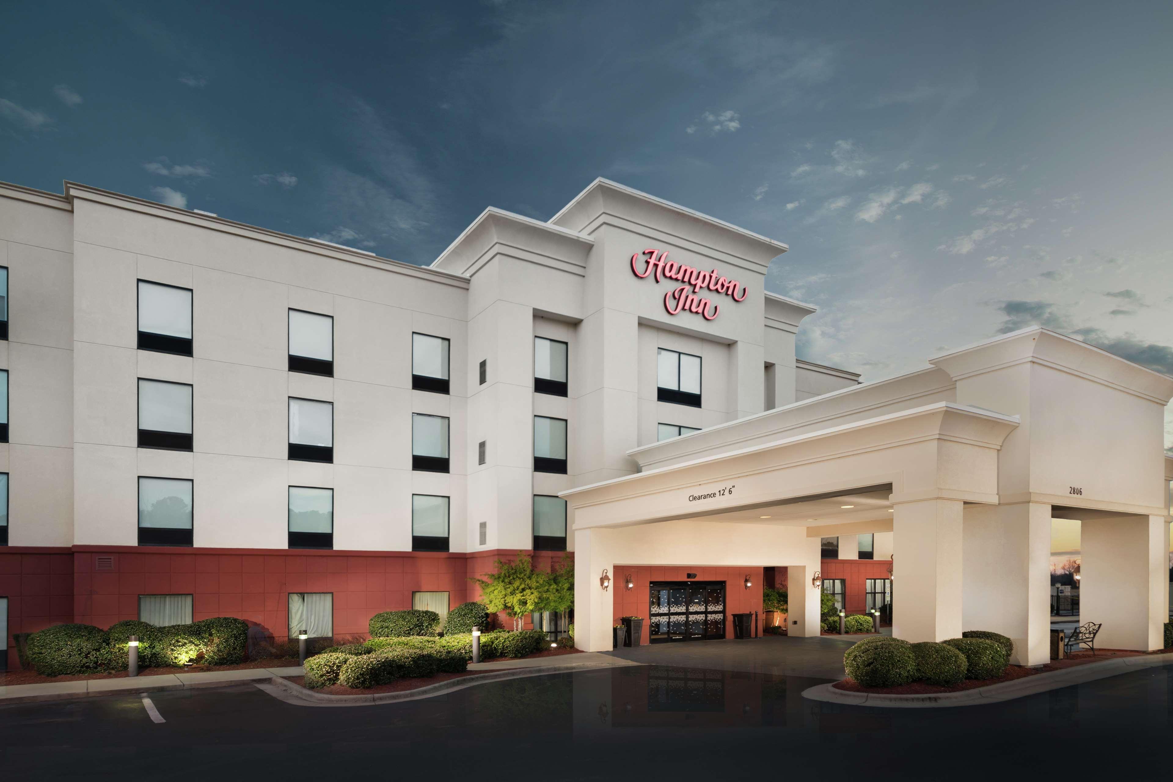 Hampton Inn Wilson Downtown Bagian luar foto