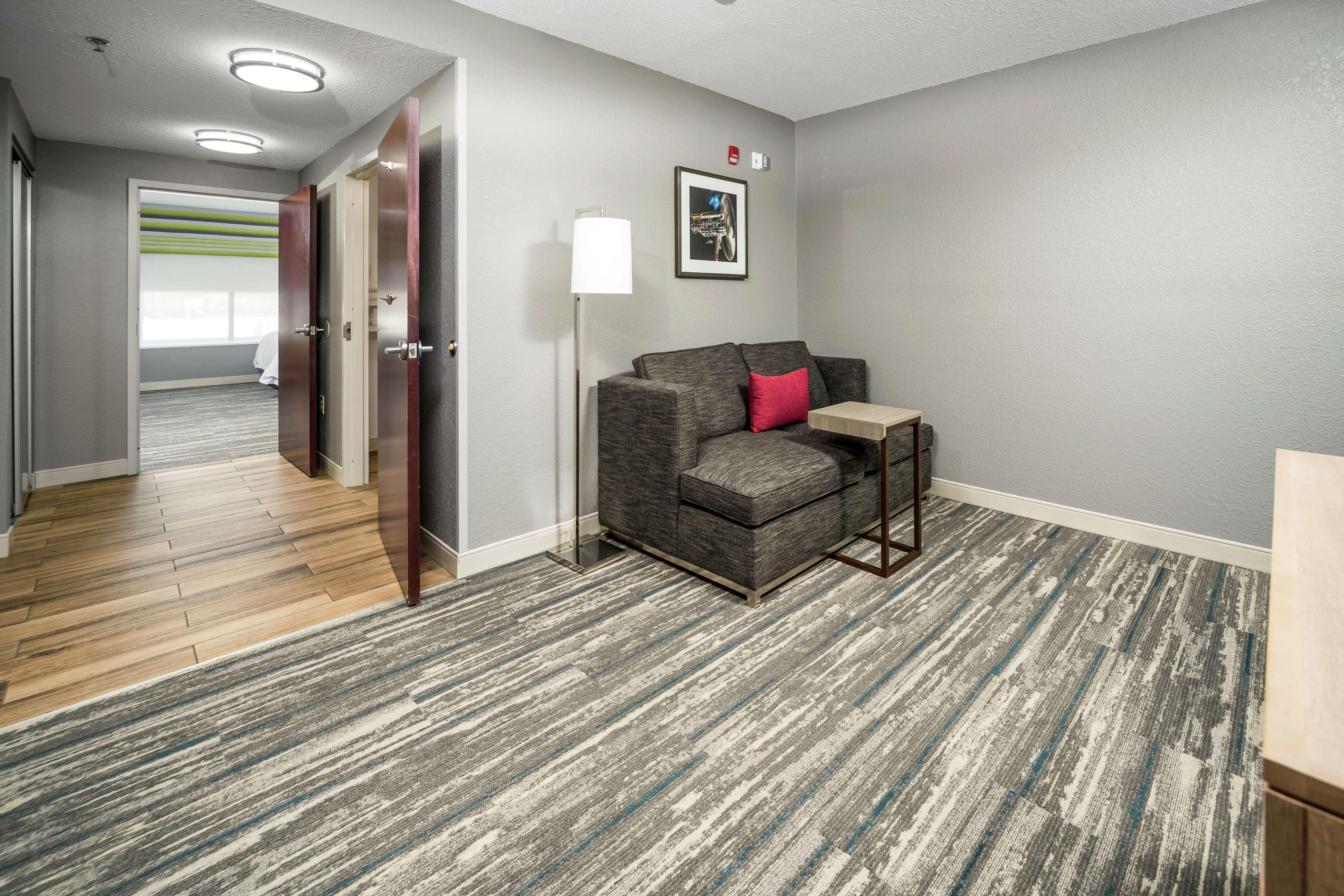 Hampton Inn Wilson Downtown Bagian luar foto