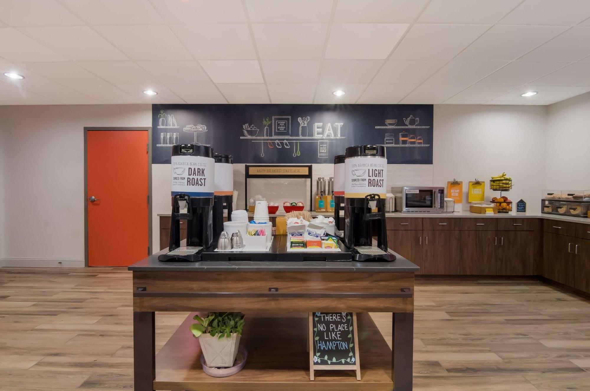 Hampton Inn Wilson Downtown Bagian luar foto