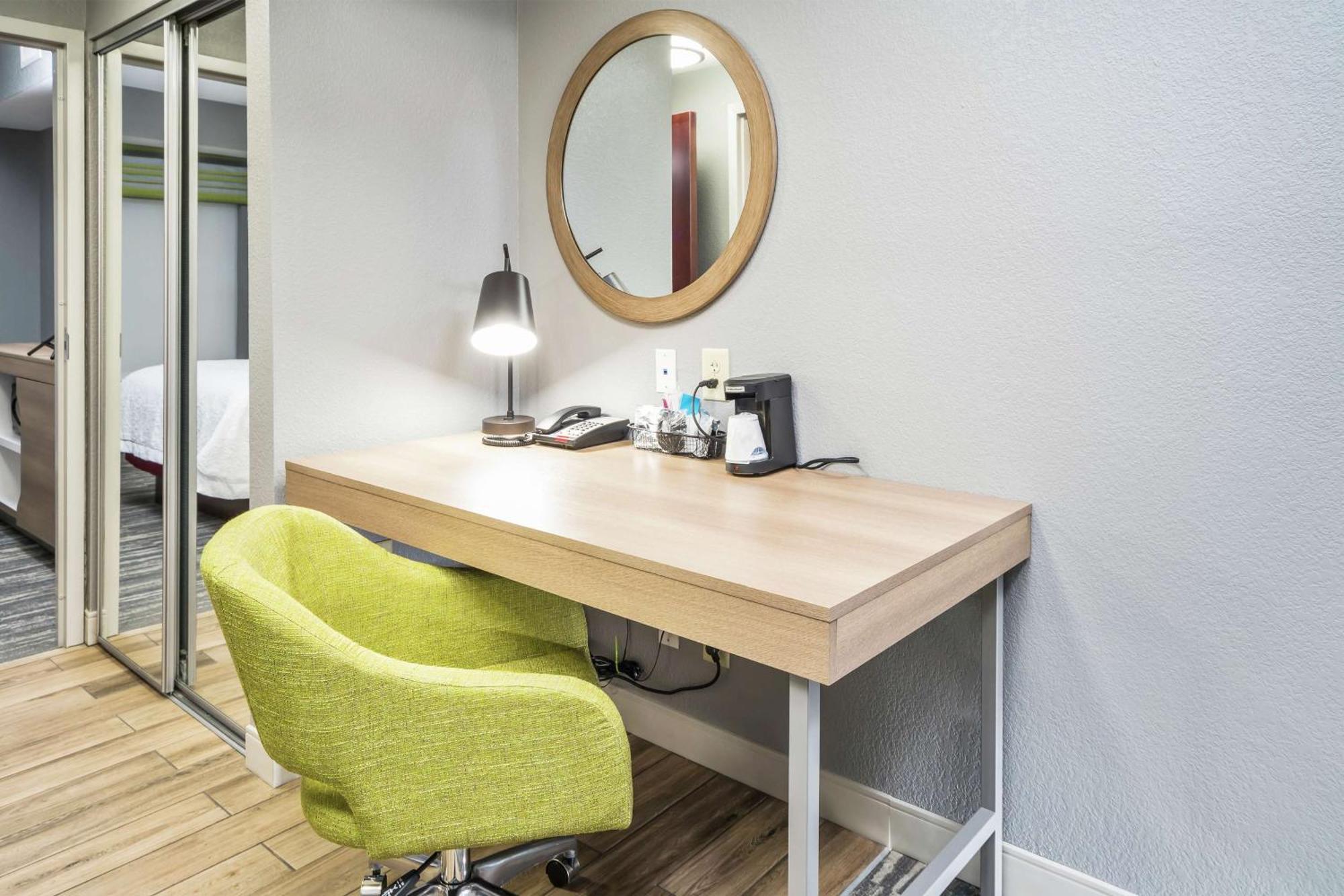 Hampton Inn Wilson Downtown Bagian luar foto